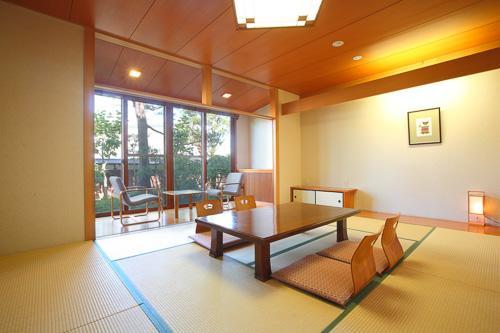 Shiki Resort Hida Takayamaso Такаяма Екстериор снимка